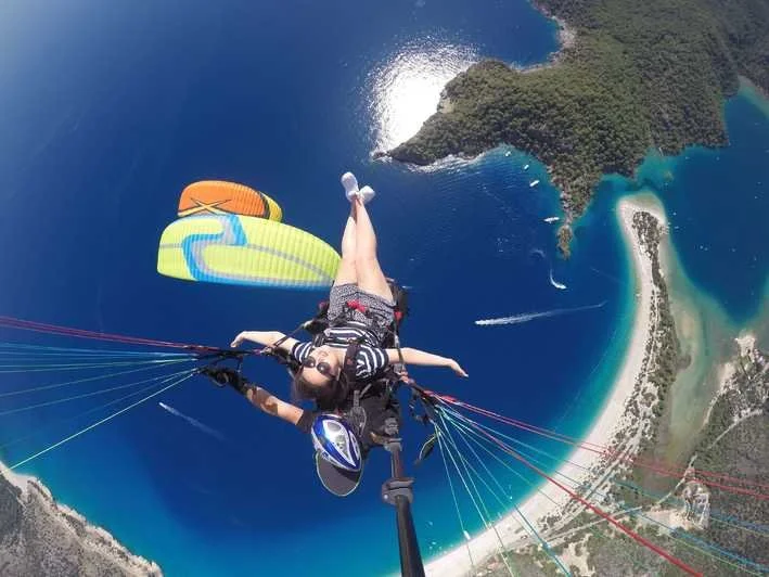 Fethiye Ölüdeniz ve Babadağ Yamaç Paraşütü: Türkiye'nin Gökyüzünde Bir Macera