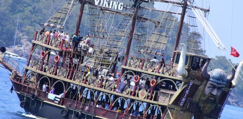 Viking Korsan Tekne